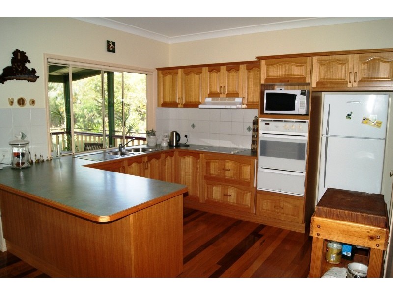 296 Sylvan Drive, Moore Park Beach QLD 4670