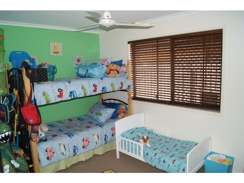 2/12 Cauchi Court, Avoca QLD 4670