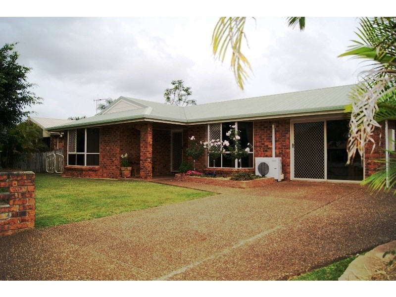 11 CENTENNIAL CIRCUIT, Avenell Heights QLD 4670