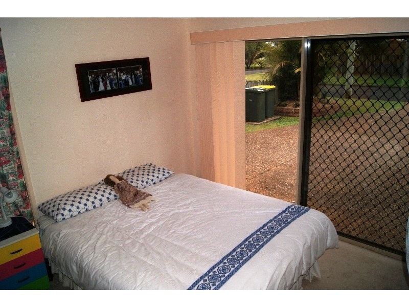 11 CENTENNIAL CIRCUIT, Avenell Heights QLD 4670