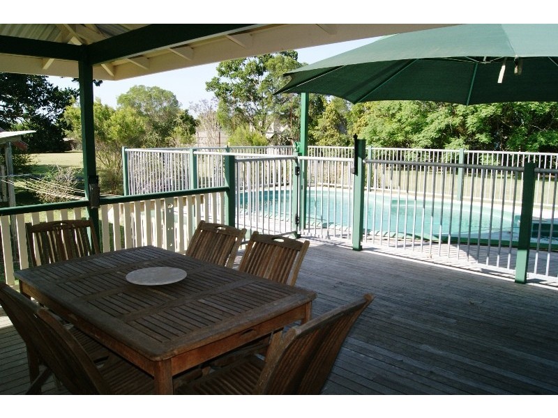 15A LOVERS WALK, Thabeban QLD 4670