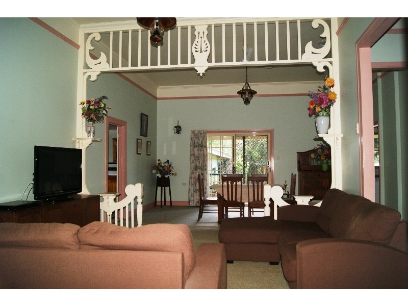 15A LOVERS WALK, Thabeban QLD 4670