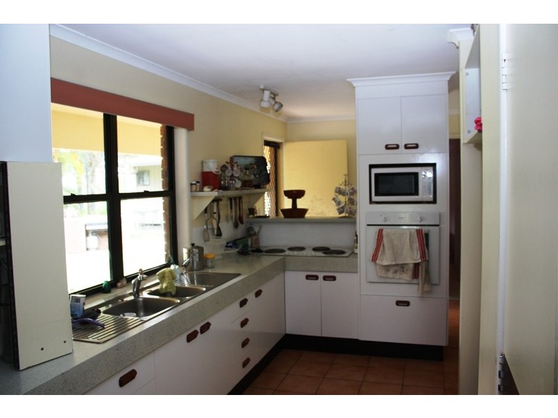 104 Mill Road, Avondale QLD 4670