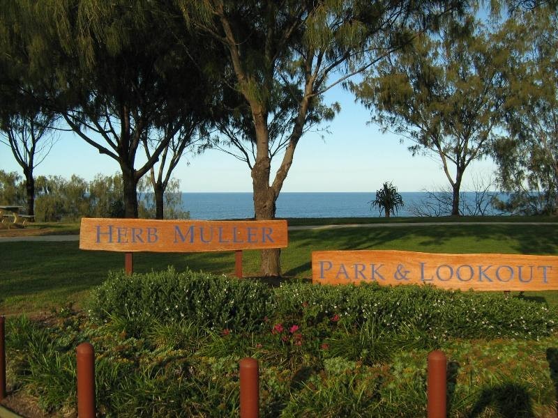 5 Marian Street, Coral Cove QLD 4670