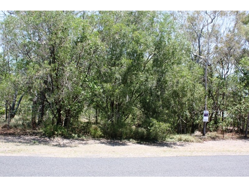 227 Sylvan Drive, Moore Park Beach QLD 4670