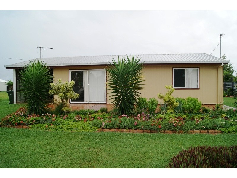21  GREVILLEA AVENUE, Innes Park QLD 4670