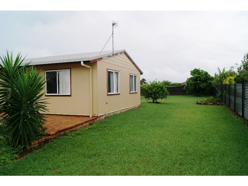 21  GREVILLEA AVENUE, Innes Park QLD 4670