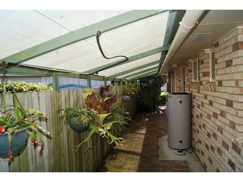 25 ACACIA STREET, Moore Park Beach QLD 4670