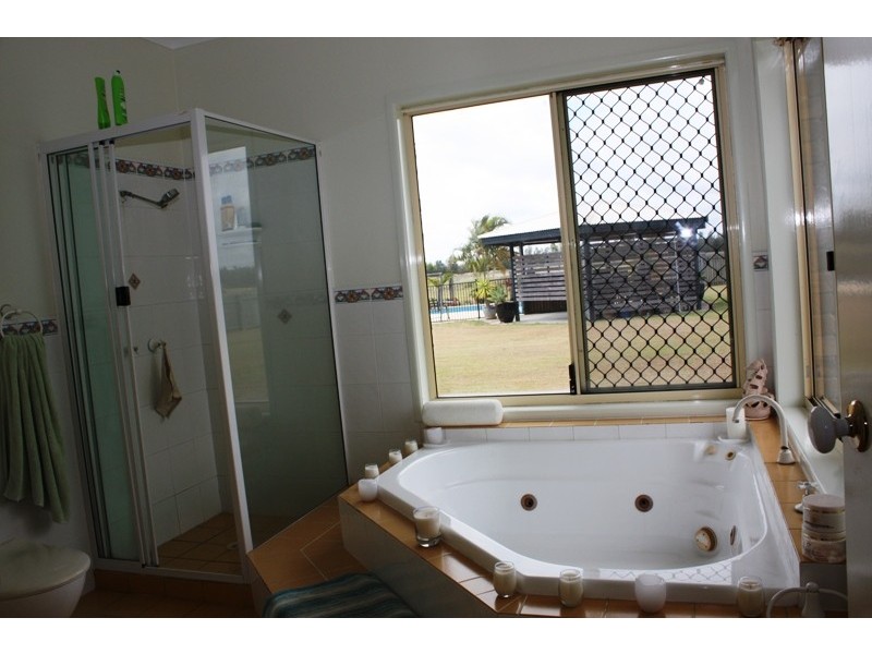 Moore Park Beach QLD 4670