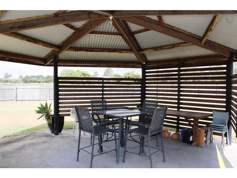 Moore Park Beach QLD 4670