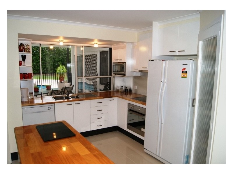 18 Wilson Street, Kepnock QLD 4670