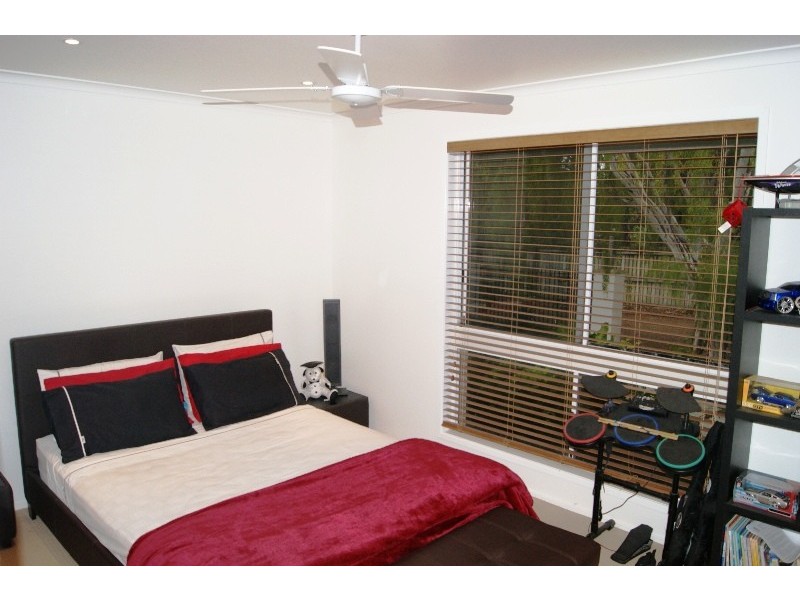 18 Wilson Street, Kepnock QLD 4670
