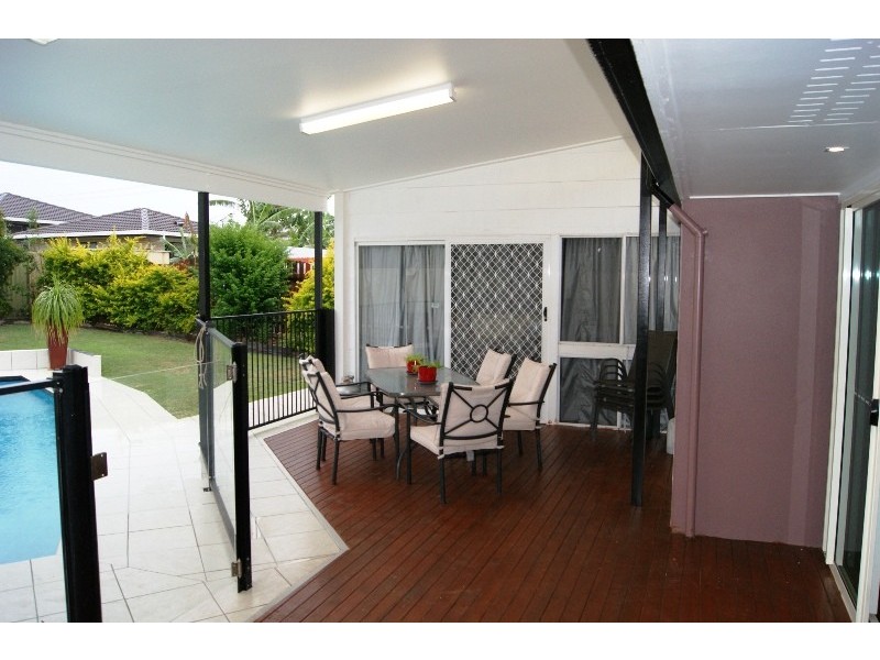 18 Wilson Street, Kepnock QLD 4670