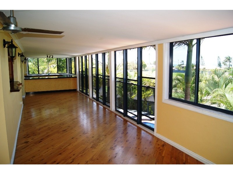 Burnett Heads QLD 4670