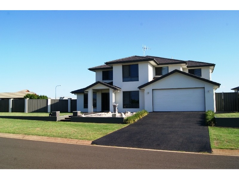 1 Serenity Drive, Kalkie QLD 4670