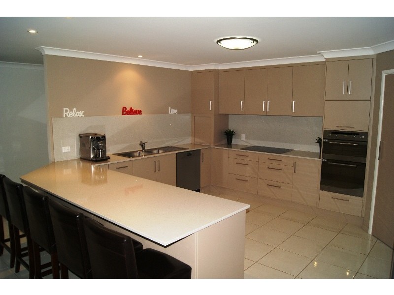 1 Serenity Drive, Kalkie QLD 4670