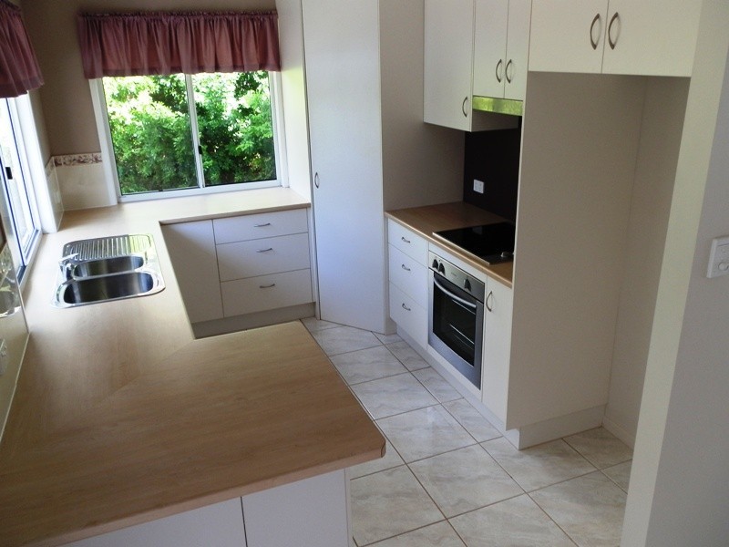 15 REDGWELL CLOSE, Childers QLD 4660