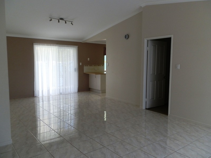 15 REDGWELL CLOSE, Childers QLD 4660