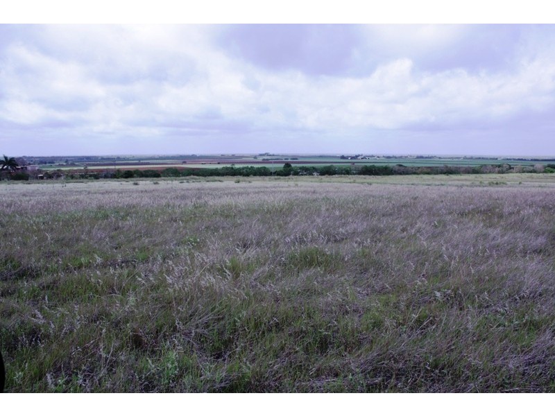 197 Windermere Road, Qunaba QLD 4670