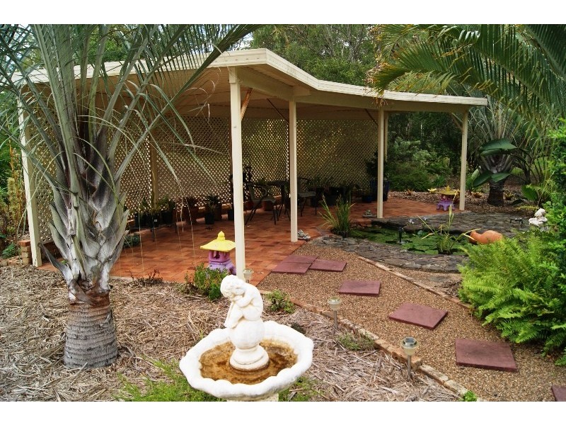 23 ROYAL BOULEVARDE, Moore Park Beach QLD 4670