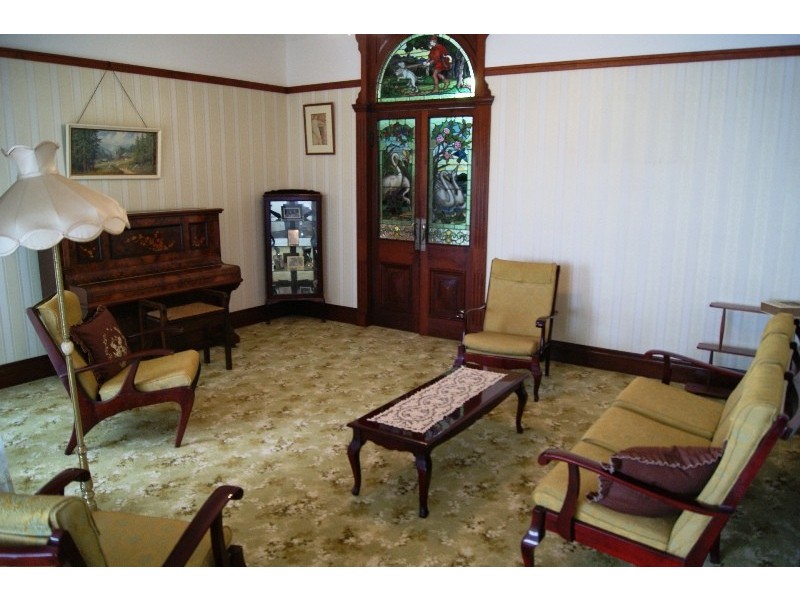 1533 MOORE PARK ROAD, Gooburrum QLD 4670