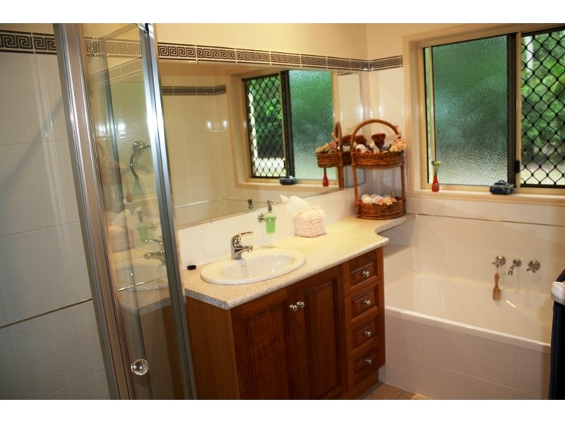 231 Sylvan Drive, Moore Park Beach QLD 4670