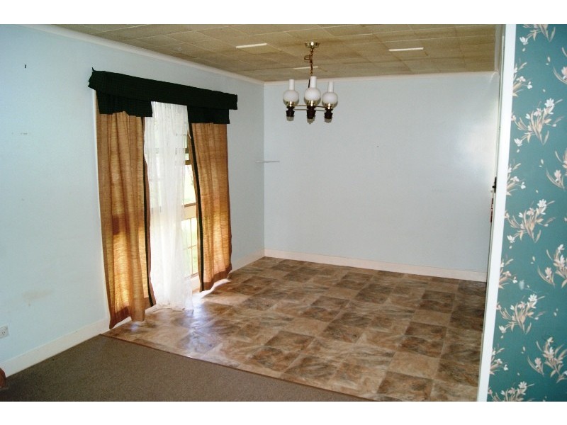 127 KENDALLS ROAD, Avoca QLD 4670