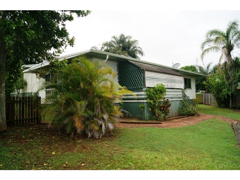 127 KENDALLS ROAD, Avoca QLD 4670