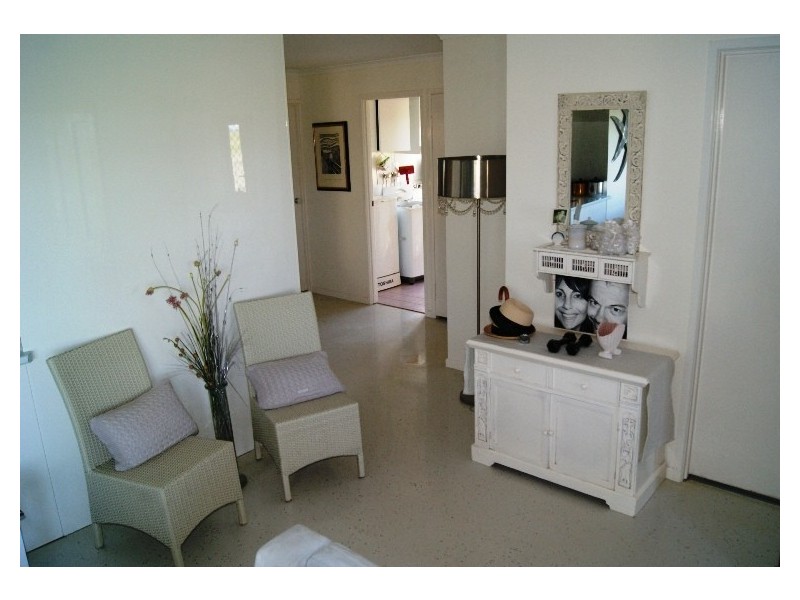 121 SHELLEY STREET, Burnett Heads QLD 4670