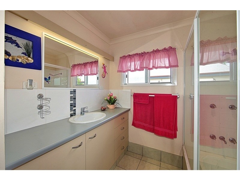 166 BYRNE STREET, Millbank QLD 4670