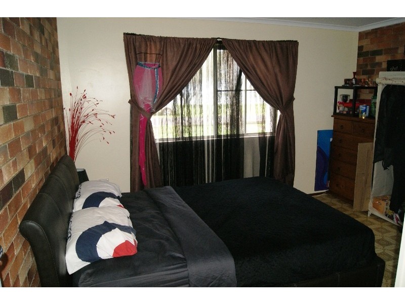 29 Sea Esplanade, Burnett Heads QLD 4670
