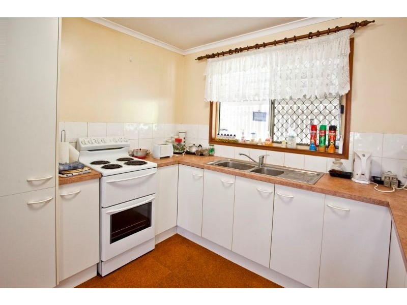 10 Schirmers Court, Moore Park Beach QLD 4670