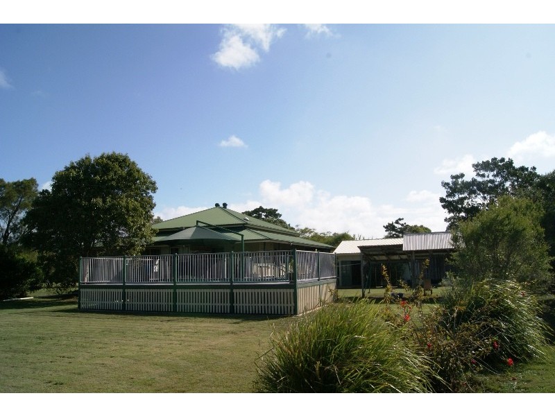 15A LOVERS WALK, Thabeban QLD 4670