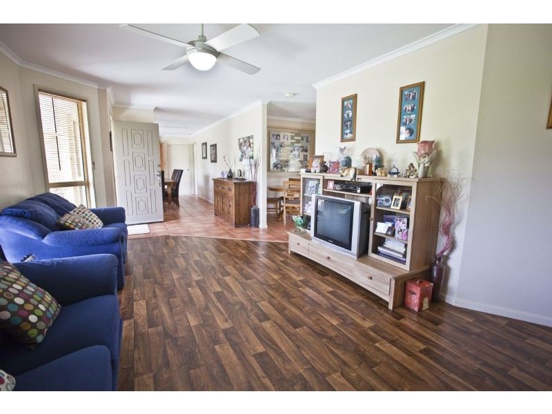 10 Palomino Ave, Branyan QLD 4670