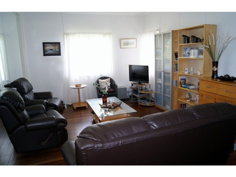 227 FAIRYDALE ROAD, Moore Park Beach QLD 4670
