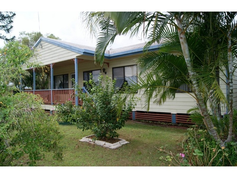 14 ACACIA STREET, Moore Park Beach QLD 4670