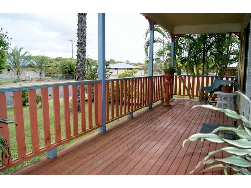 14 ACACIA STREET, Moore Park Beach QLD 4670