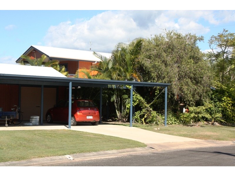 2 Island View Drive, Winfield QLD 4670
