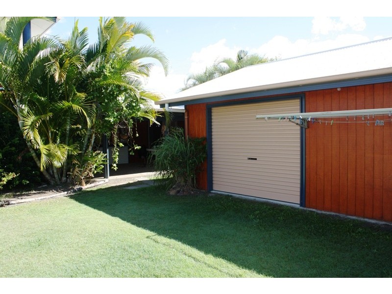 2 Island View Drive, Winfield QLD 4670