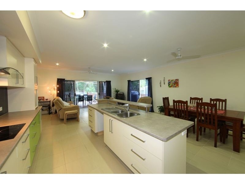 14 Cycad Court, Moore Park Beach QLD 4670