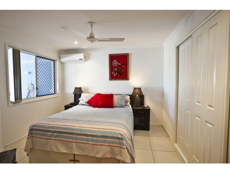 4 Elm Street, Moore Park Beach QLD 4670