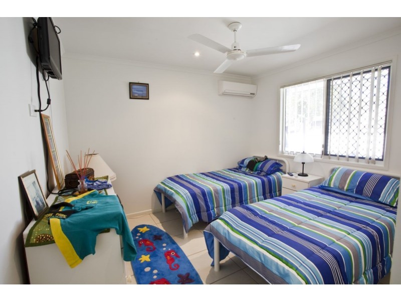 4 Elm Street, Moore Park Beach QLD 4670