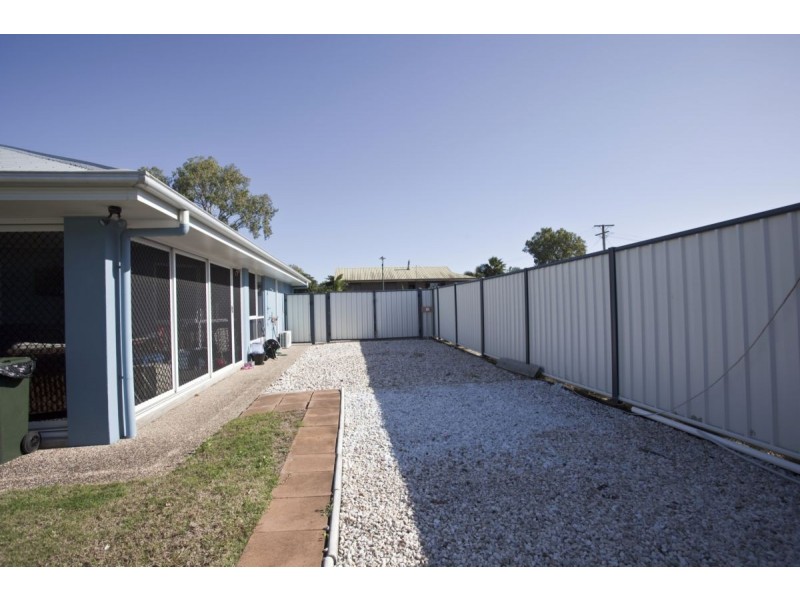 4 Elm Street, Moore Park Beach QLD 4670