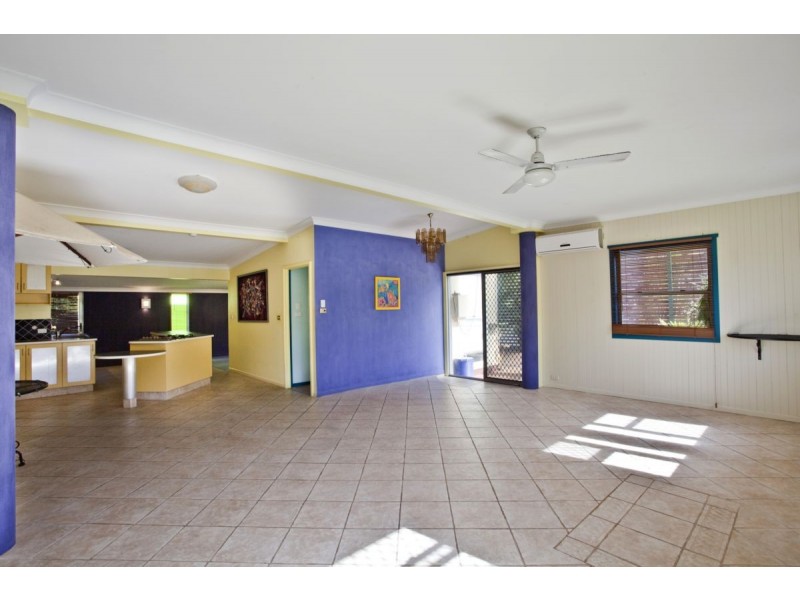 15 Pacific Boulevard, Moore Park Beach QLD 4670