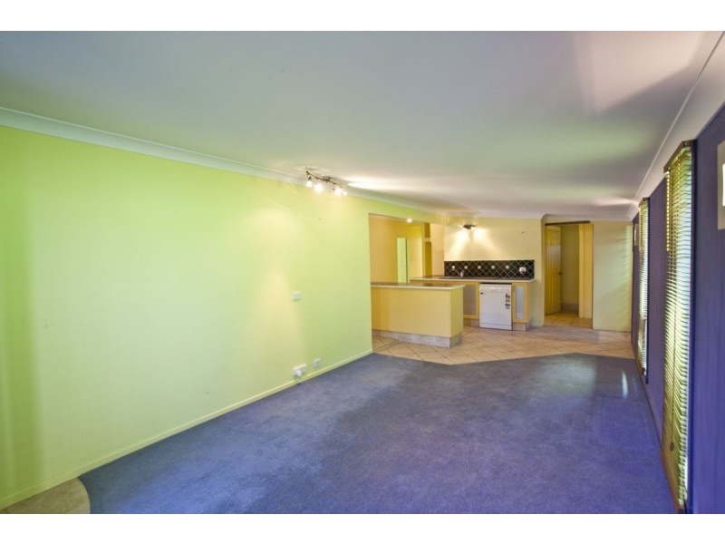 15 Pacific Boulevard, Moore Park Beach QLD 4670