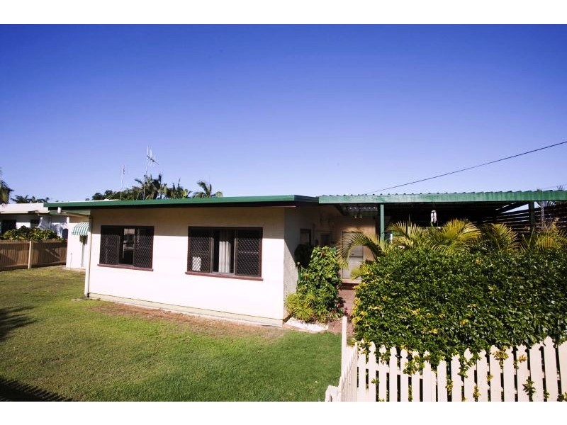 15 Pacific Boulevard, Moore Park Beach QLD 4670