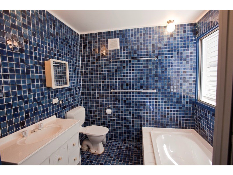 18 Kindt Street, Moore Park Beach QLD 4670