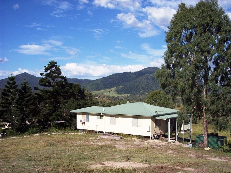 10 Province Street, Mount Perry QLD 4671