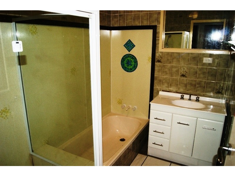 66a SCOTLAND STREET, Bundaberg East QLD 4670