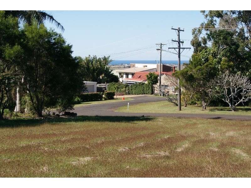 15 grotherr street, Qunaba QLD 4670